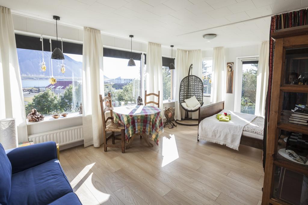 Blomasetrith Homestay บอร์กาเนส ห้อง รูปภาพ