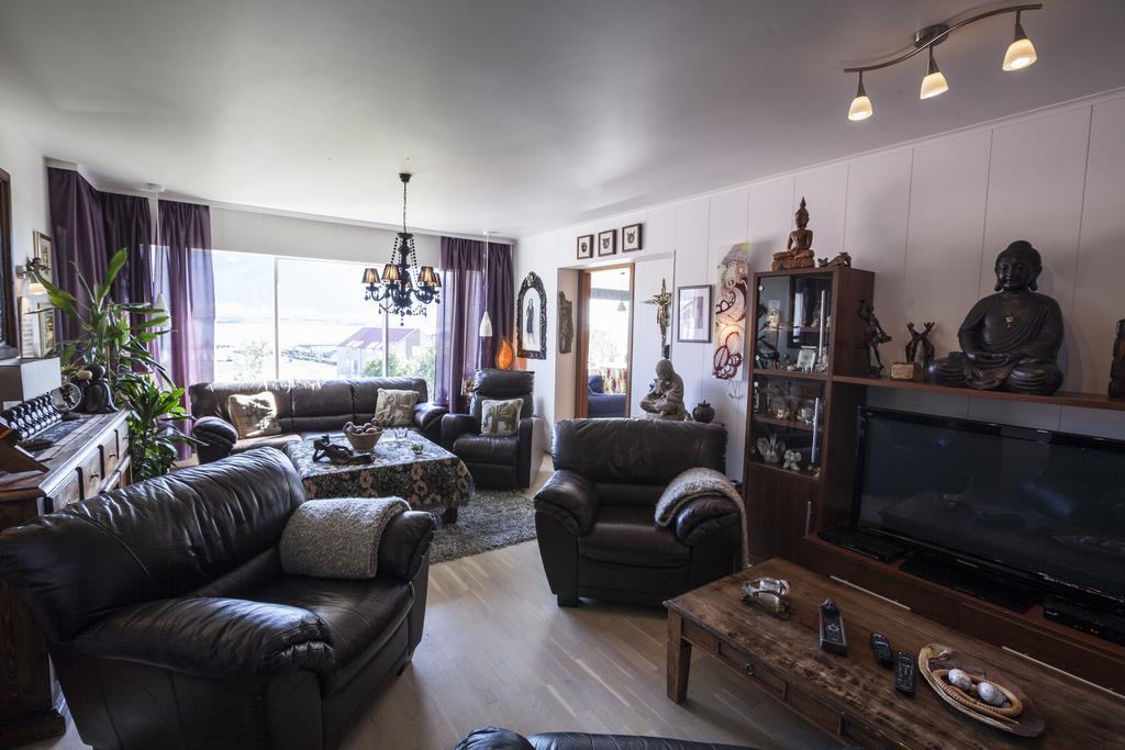 Blomasetrith Homestay บอร์กาเนส ภายนอก รูปภาพ